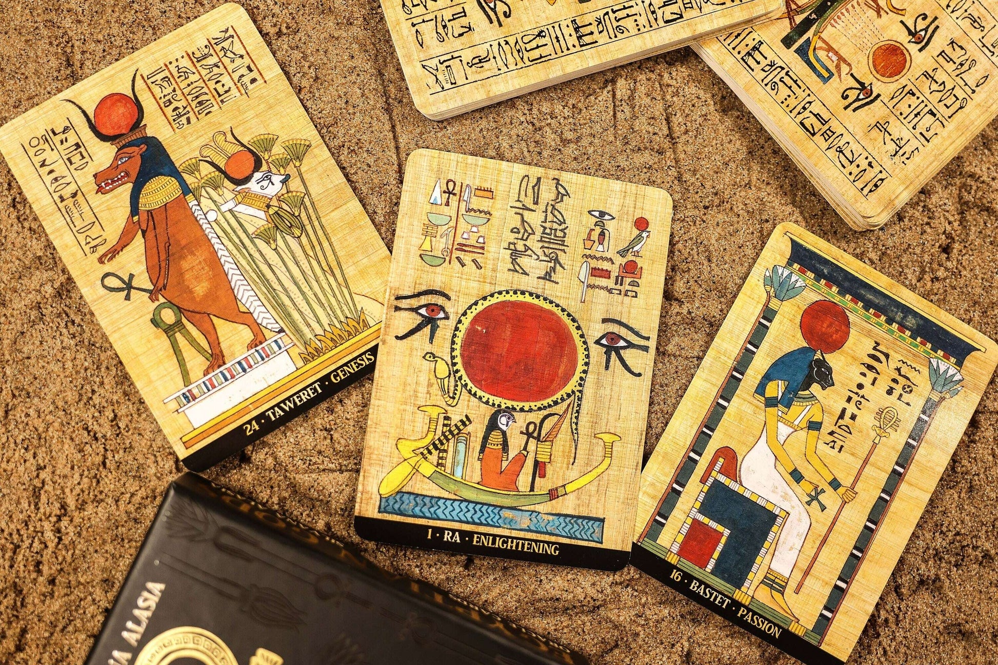 Authentic Egyptian Gods Oracle Cards – Gypsy Tarot Oracle Deck 11 x 6.5 cm