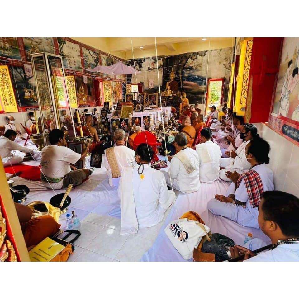 Luang Pu Im Hermit Coin Amulet with 108 Herb Oil for Charm and Fortune