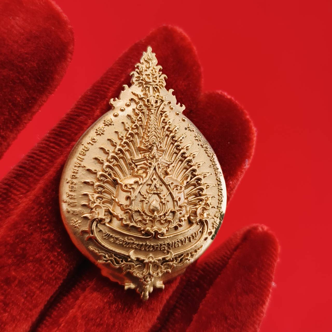 Authentic Thai Ganesh Amulet for Success - Phra Phikanet Ganesh Charm