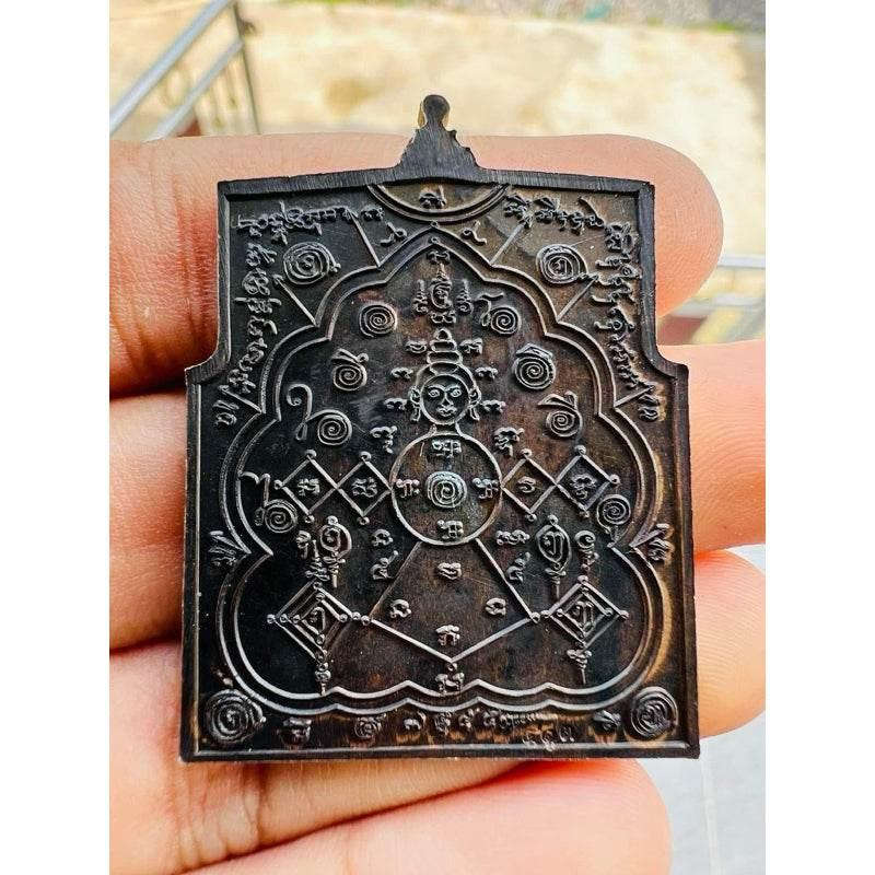 Authentic Thai Protection Charm Amulets with Diamond Armor Yantra Coin ชนวน