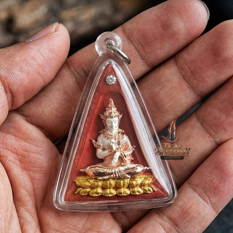 Authentic Thai Queen of Amulets "Phra Nang Phaya Phuttha Barami BE 2561" - Red Sacred Powder with 2K Emperor Buddha & Crystal