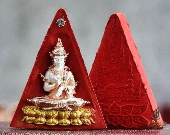 Authentic Thai Queen of Amulets "Phra Nang Phaya Phuttha Barami BE 2561" - Red Sacred Powder with 2K Emperor Buddha & Crystal