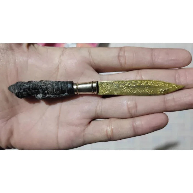Sacred Brass Ritual Dagger (Meed Mor) – Master Kwanchai, Wat Thap Yai Chiang, Limited Kathin Ceremony Edition BE 2564 (2021)
