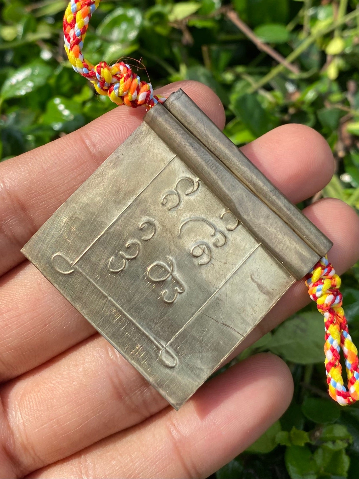🧲 Lanna “Clip-Yantra” Love & Charm Takrut – Personal Magnetism & Relationship Harmony Talisman by Ajarn Khongsak, Wat Phra Chao Tho