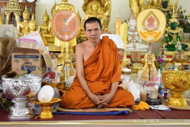 🐉 "Pu Naga" Yantra Cloth: First Edition (Roon Raek) from Wat Tham Monthon, Nakhon Pathom – The Naga King of Hidden Treasures