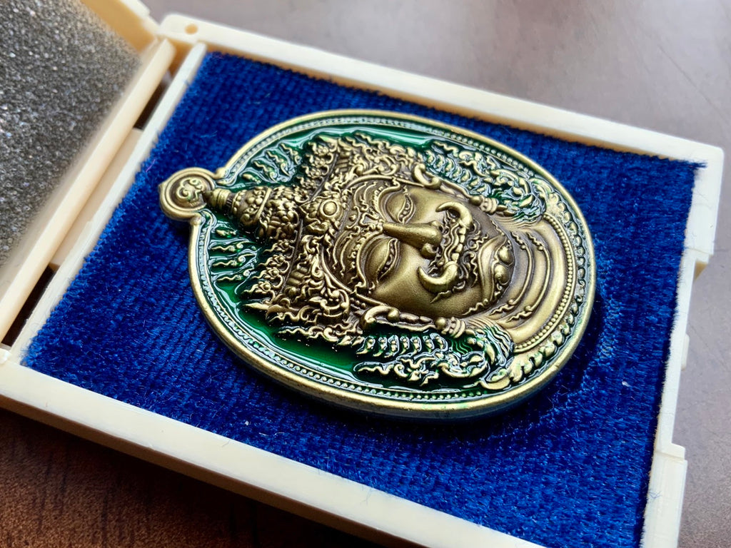 💰 Thao Wessuwan "Thep Setthi" (Deva Millionaire) Coin: "Na Thewada" Edition by LP Suchart (Wat Sila Dok Mai) – Wealth & Divine Protection