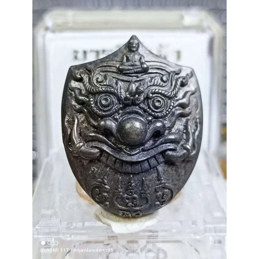 🌑🦅 Celestial Sovereign: The Rahu Fate-Support & Garuda Power Talisman – Master’s Blessing 55 Edition (Luang Pu Nen Kaew)