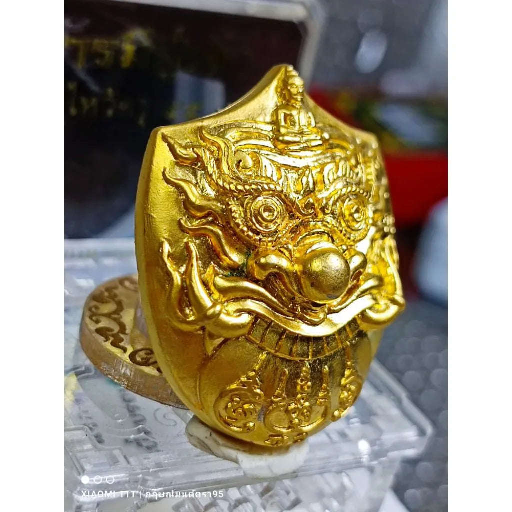 🌑🦅 Celestial Sovereign: The Rahu Fate-Support & Garuda Power Talisman – Master’s Blessing 55 Edition (Luang Pu Nen Kaew)