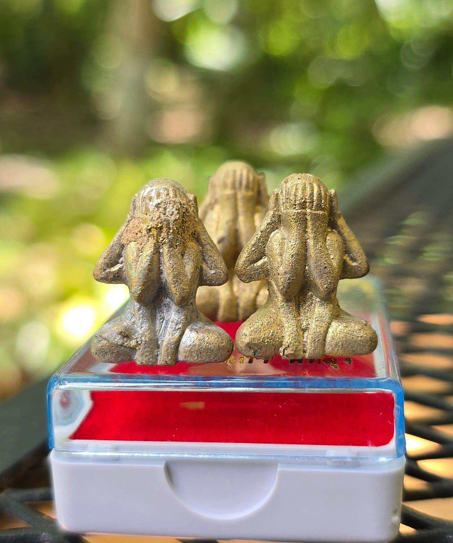 Chula Khao Muang Buddha Amulet Ancient Thai Sacred Casting Empowered Default Title