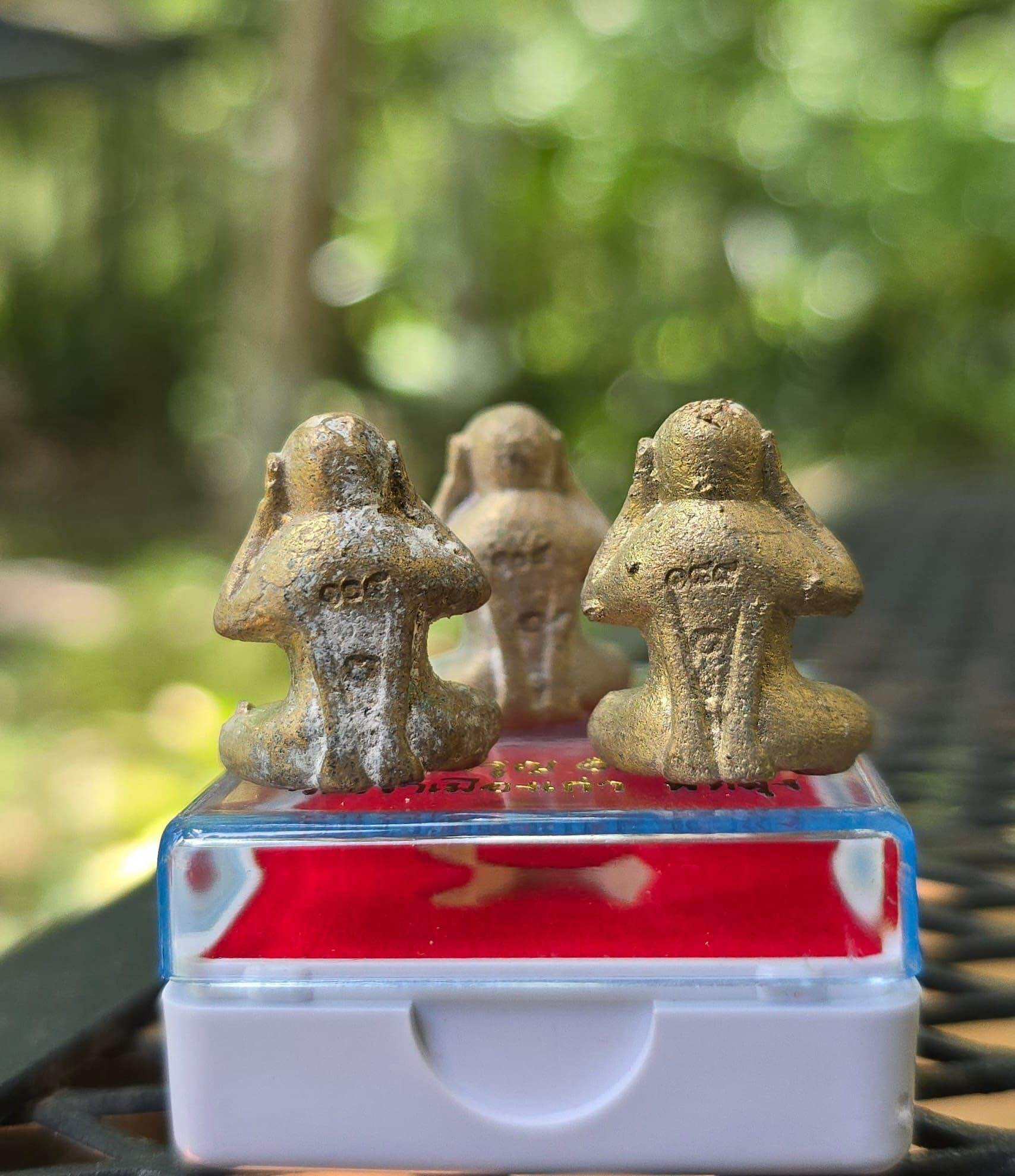 Chula Khao Muang Buddha Amulet Ancient Thai Sacred Casting Empowered