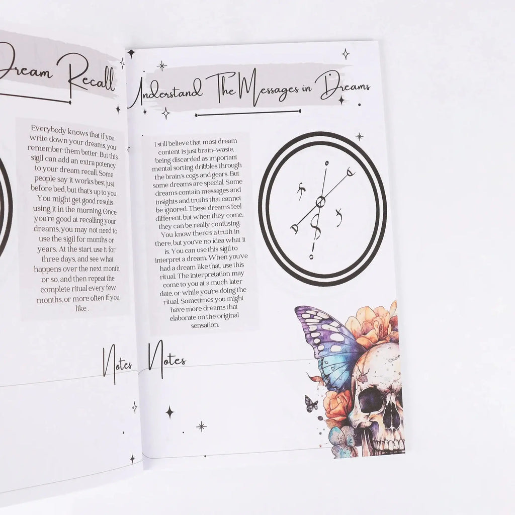 🌙 Classic Mystical Book – A Guide to Symbols, Mystery Signs & Dark Art Rituals with Moon Decorations