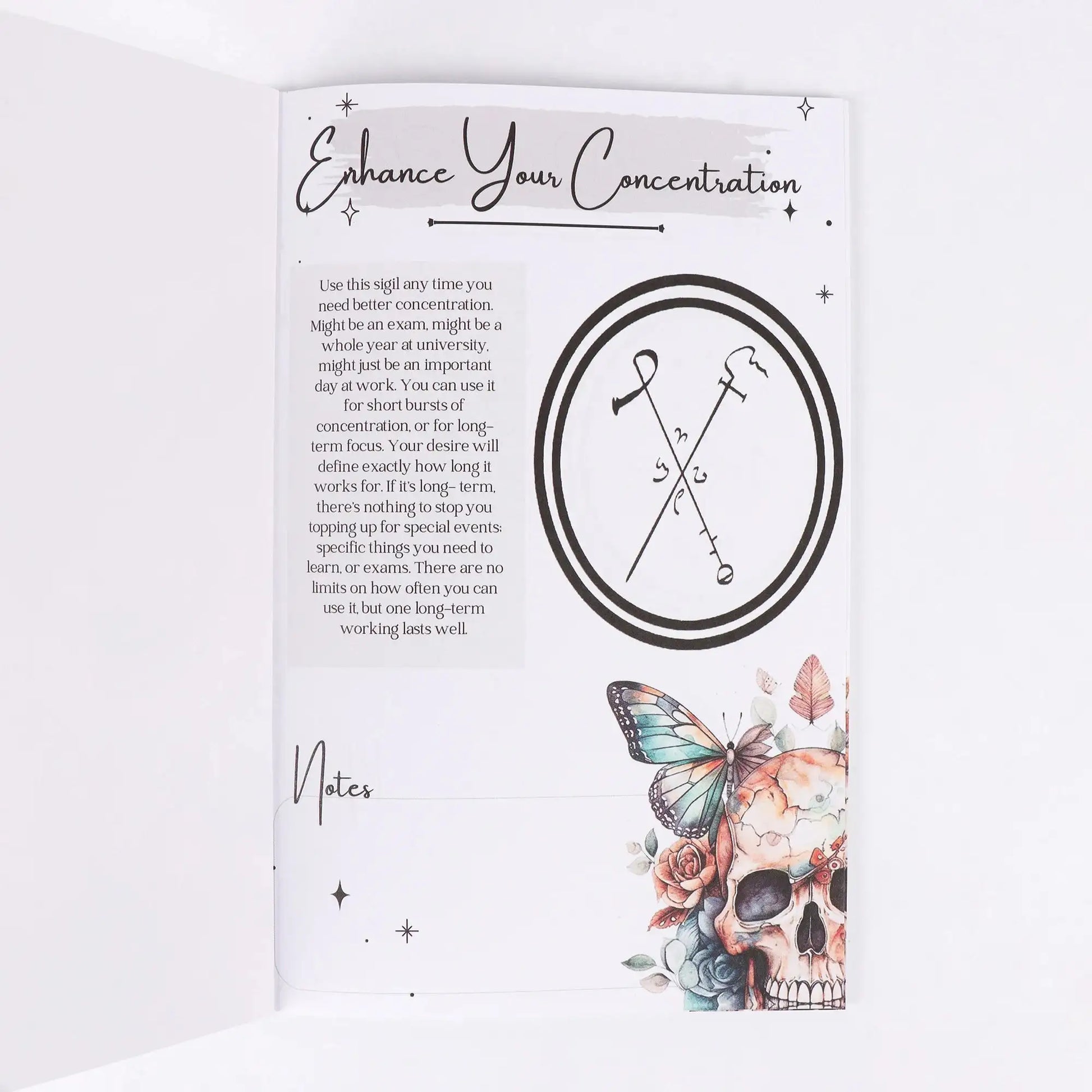 🌙 Classic Mystical Book – A Guide to Symbols, Mystery Signs & Dark Art Rituals with Moon Decorations