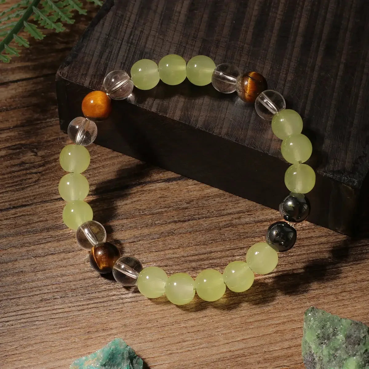 🐅 Classic Natural Stone Tiger’s Eye & White Crystal Beaded Bracelet – Unisex Jewelry | Perfect Birthday & Christmas Gift for Friends