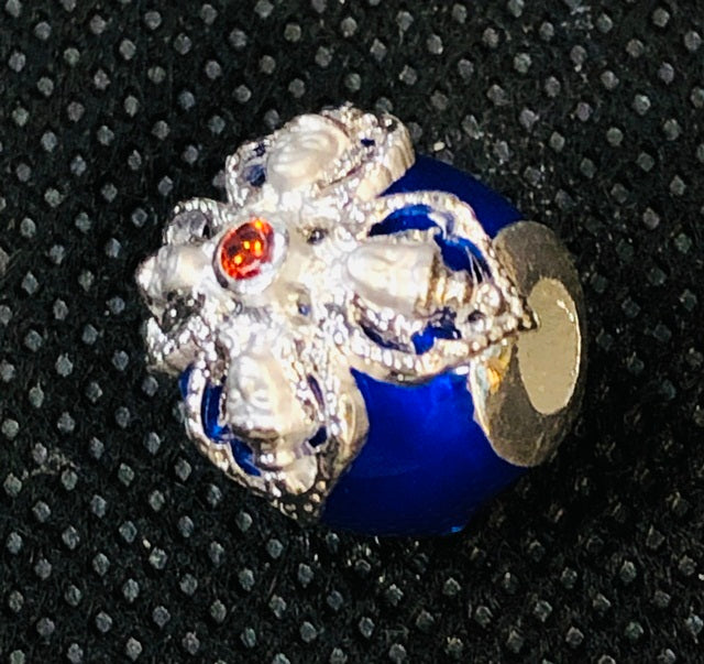 🌟 Luak Om Phrom Prasit Miracle Amulet – Luck & Wealth Bestowing Edition by Luang Pu Ki at Wat Wang Daeng Blue