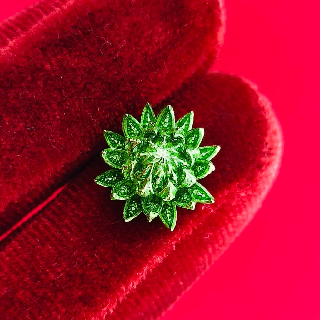 Sacred Pikul Flower Amulet – Prosperity & Blessing in Green Bronze