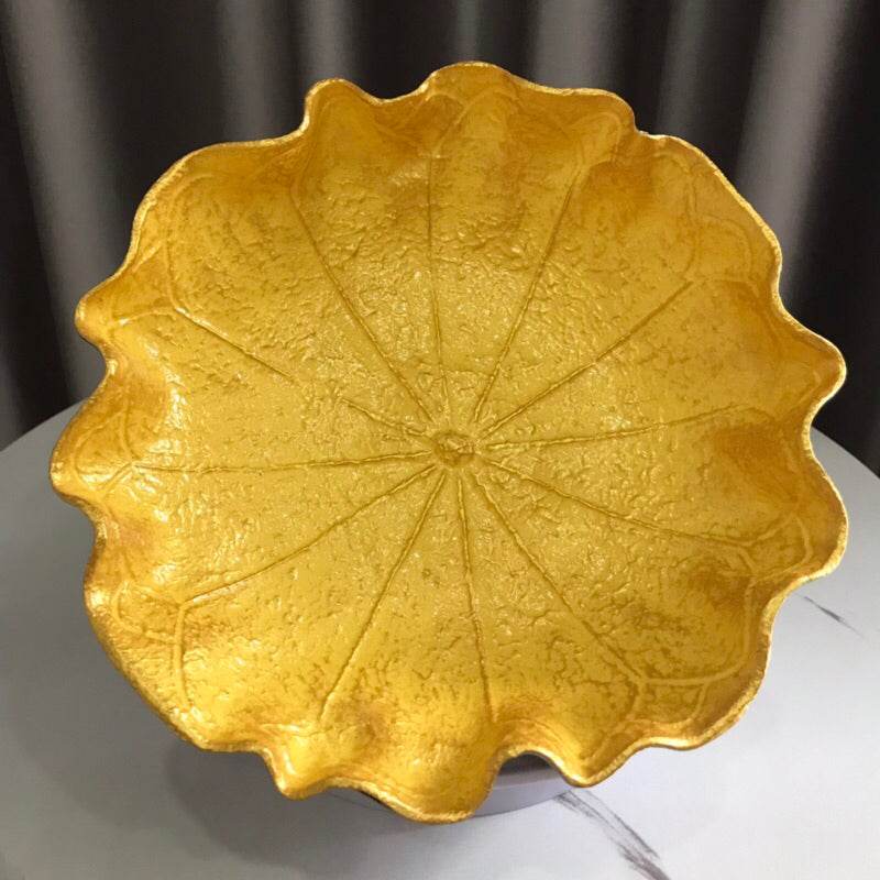 Decorative natural resin bowl 20cm in golden yellow with textured leaf design from One-Sake.com