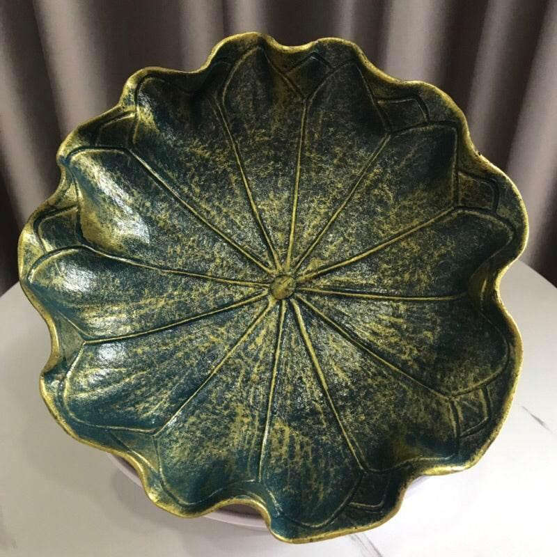 Decorative Resin Bowl with Leaf Design - 20cm Natural Elegance