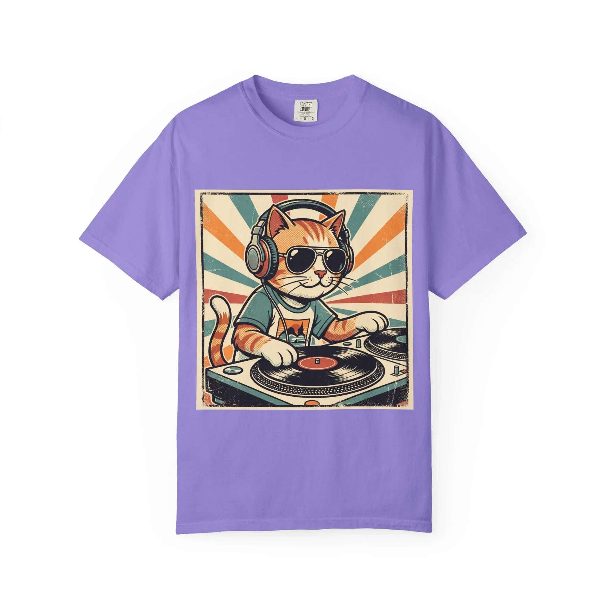DJ Cat Shirt, Retro Sunburst Turntables Tee, Funny Vinyl Music T-Shirt, Cat DJ Graphic, Festival Rave Outfit, Music Lover Gift Violet