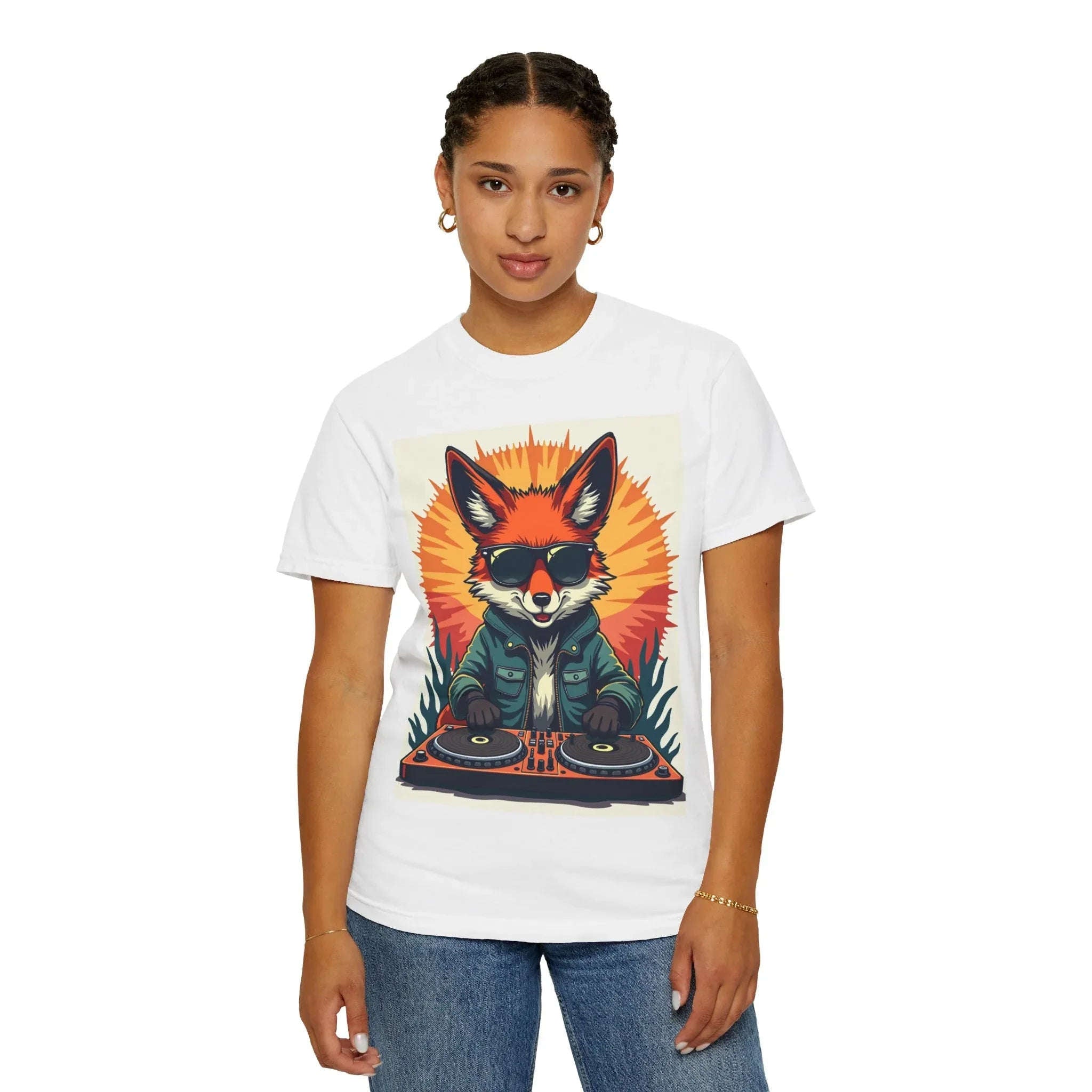 DJ Fox Shirt, Retro Sunburst Turntables Tee, Funny Animal DJ T-Shirt, EDM Rave Festival Outfit, Music Lover Gift
