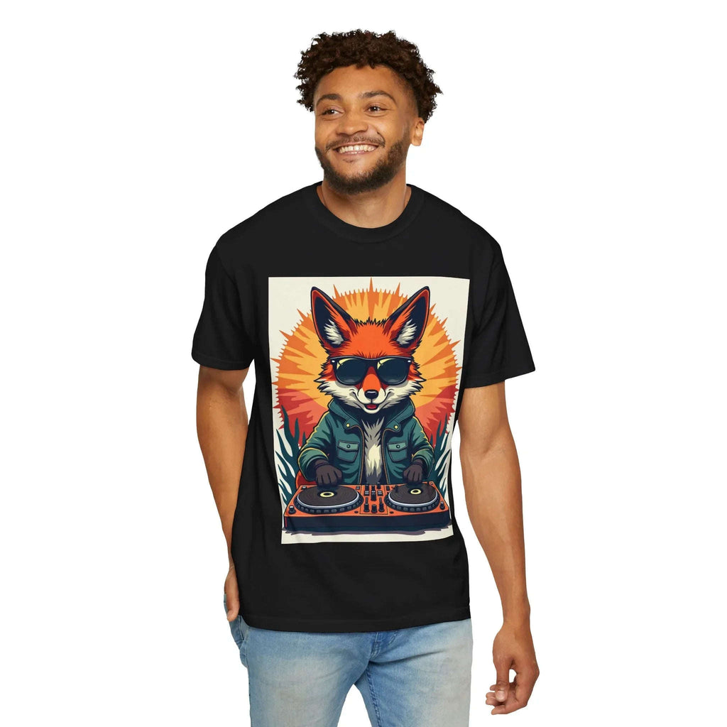 DJ Fox Shirt, Retro Sunburst Turntables Tee, Funny Animal DJ T-Shirt, EDM Rave Festival Outfit, Music Lover Gift Black