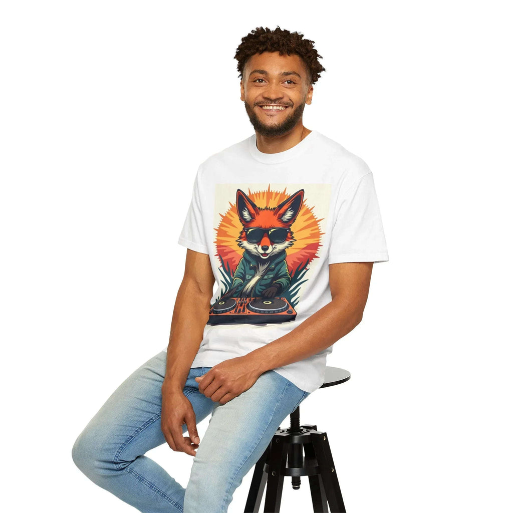 DJ Fox Shirt, Retro Sunburst Turntables Tee, Funny Animal DJ T-Shirt, EDM Rave Festival Outfit, Music Lover Gift