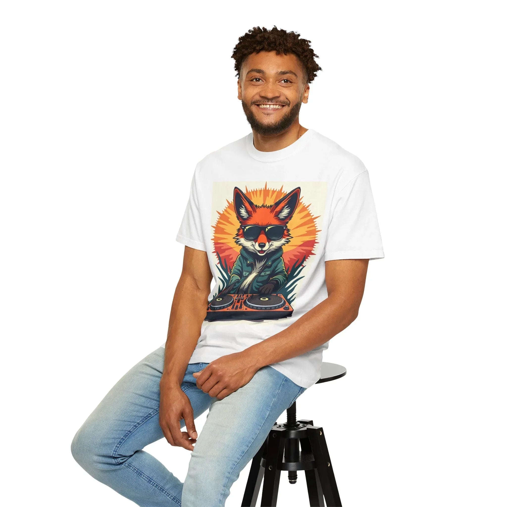 DJ Fox Shirt, Retro Sunburst Turntables Tee, Funny Animal DJ T-Shirt, EDM Rave Festival Outfit, Music Lover Gift