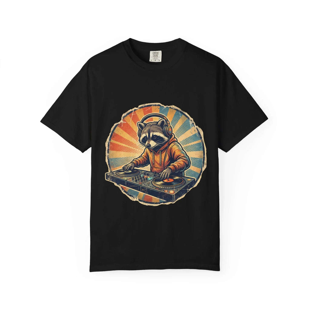DJ Raccoon T-shirt, Retro Sunset Raccoon T-shirt, Funny DJ Turntable T-shirt, EDM Music Festival Outfit, Gift for Music Lovers. Black