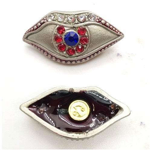 Duang Ta Maha Thep Amulet - Gold-Plated Lucky Charm for Prosperity