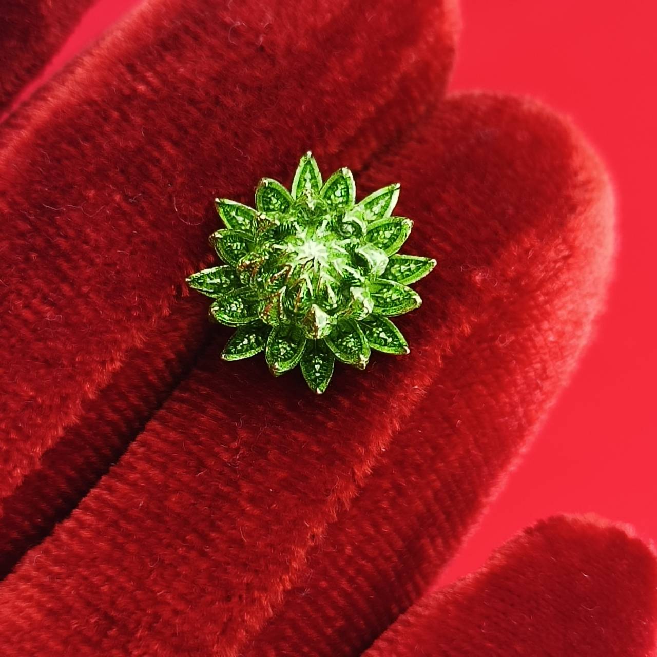 Sacred Pikul Flower Amulet – Prosperity & Blessing in Green Bronze