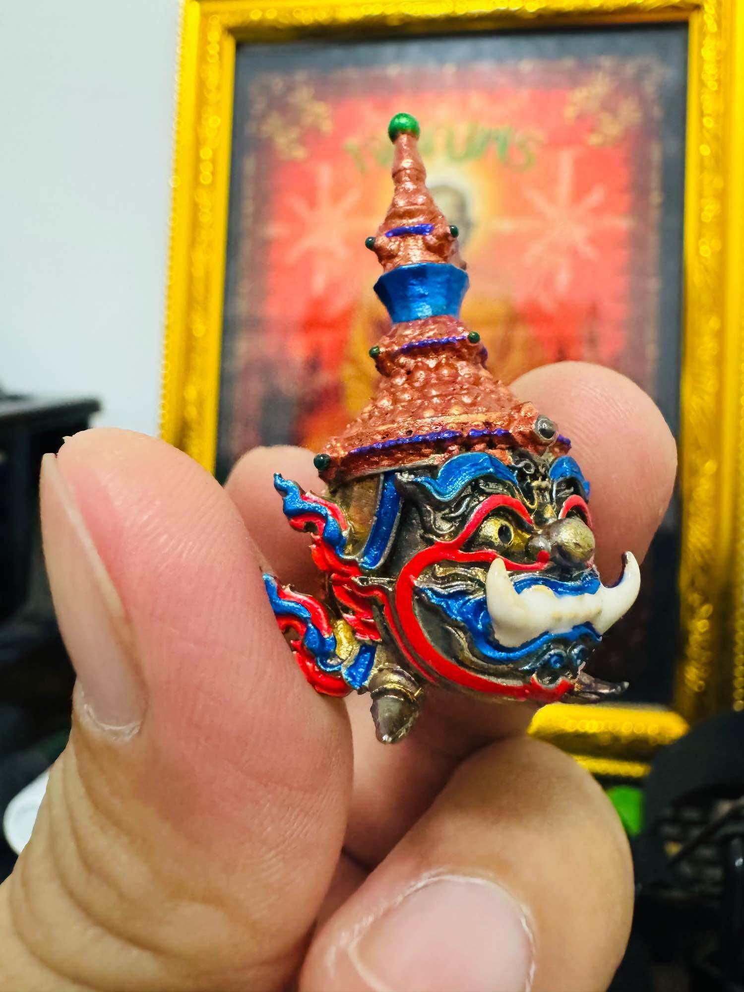 Buddha Art Kuvera Coin - Blessed Enamel-Coated Head Coin by Luang Pho Pat, Wat Huai Duan, Nakhon Sawan