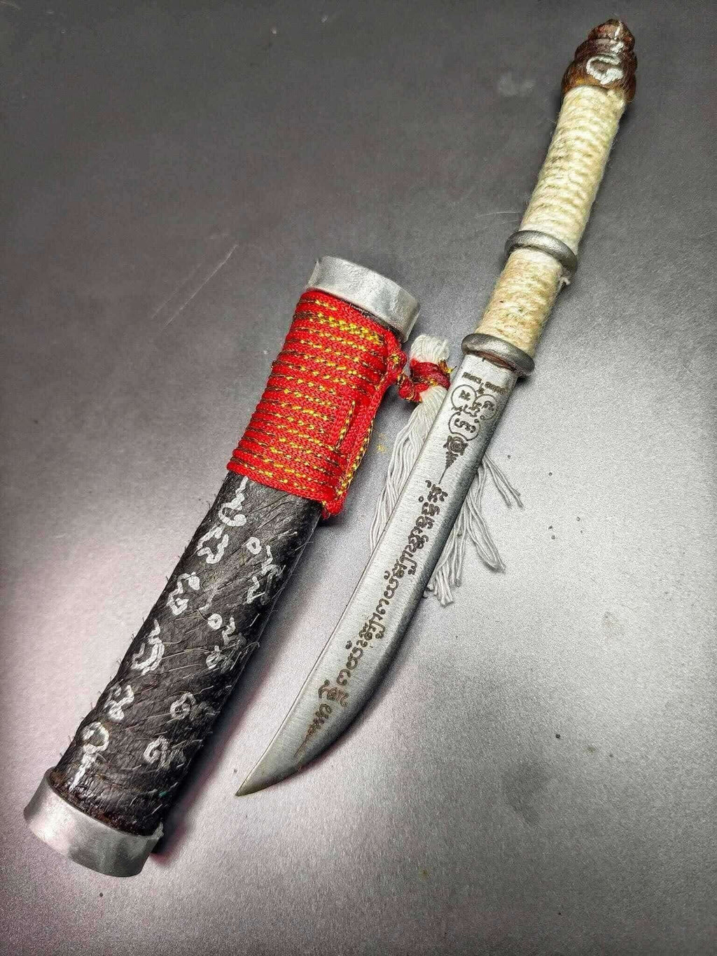 ⚡ Experience the Power of Ancient Healing with Luang Pho Im Wat Thung Na Mai’s First Edition Knife & Sacred Sword Set! ⚡