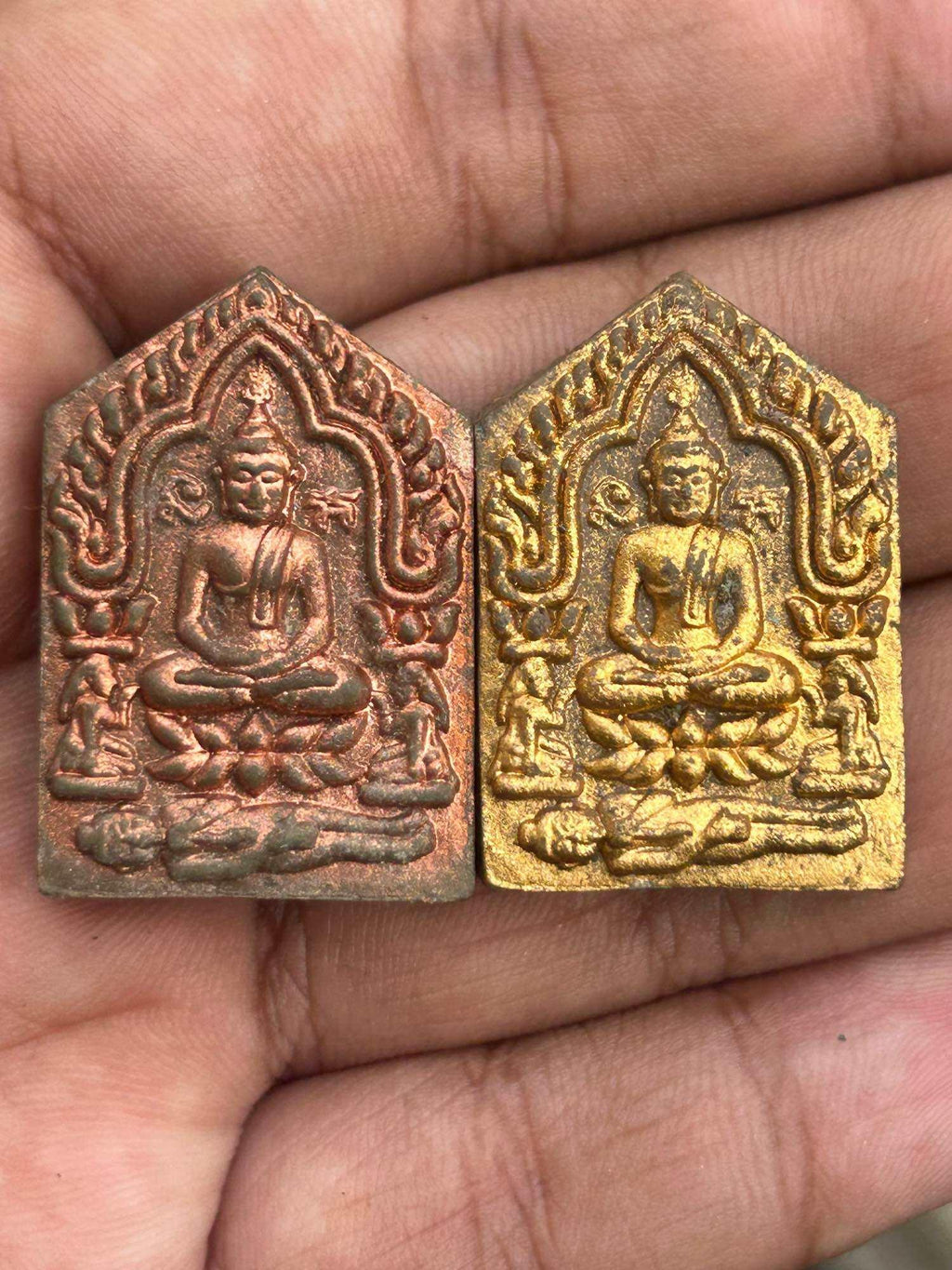 Exquisite Khun Phan with Seven Naris Design - Blessed by Phra Ajarn Prasuti for Maha Maha Saneh Blessing