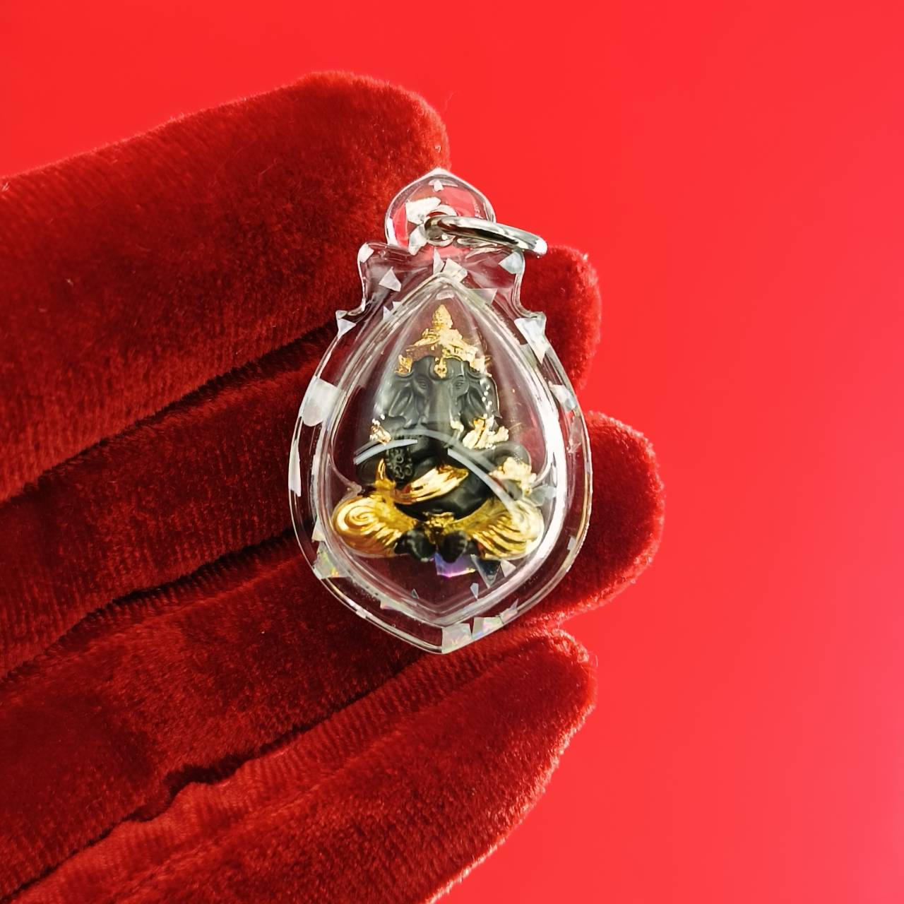 Ganesh Amulet by Luang Pu Yen – Supreme Fortune, Wisdom & Success (Sacred Stone Alloy with Gold)