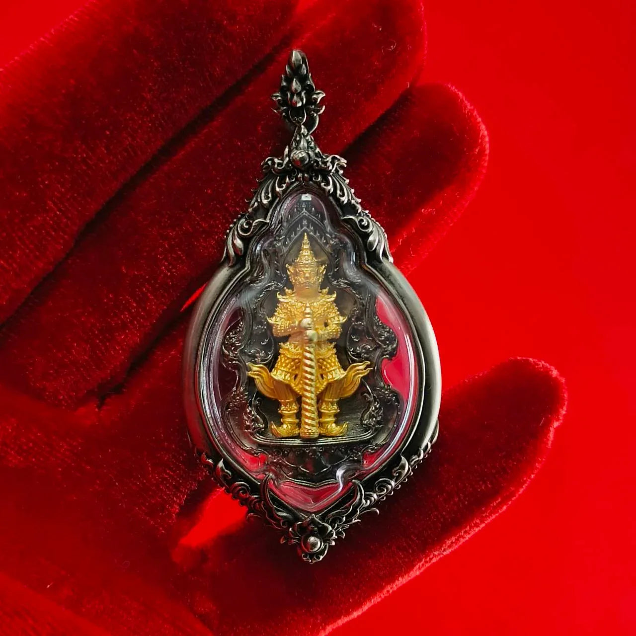 Thao Wessuwan Amulet for Ultimate Protection and Unmatched Prosperity