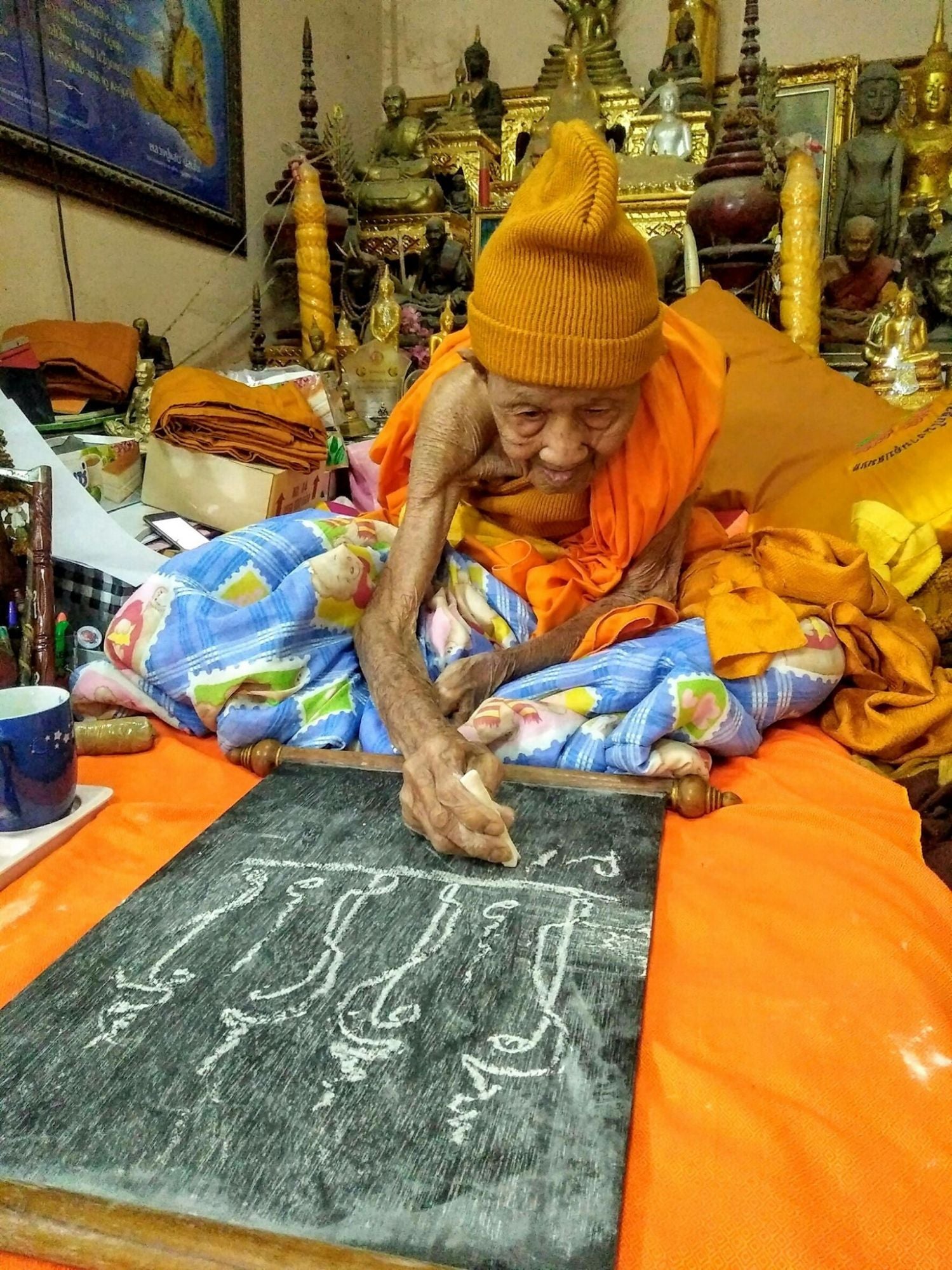 🌟 Powerful Luak Om Powder Phrai Kumarn Gor D Gan – Blessed by Luang Pu Saen, Wat Ban Nong Jik | Mixed With Luang Pho Sakorn’s Sacred Phrai Kumarn Powder