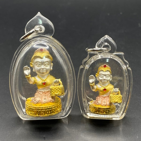 Maha Thongmanee Wealth Charm to Enhance Divine Fortune and Prosperity Blessed by Kruba Tao