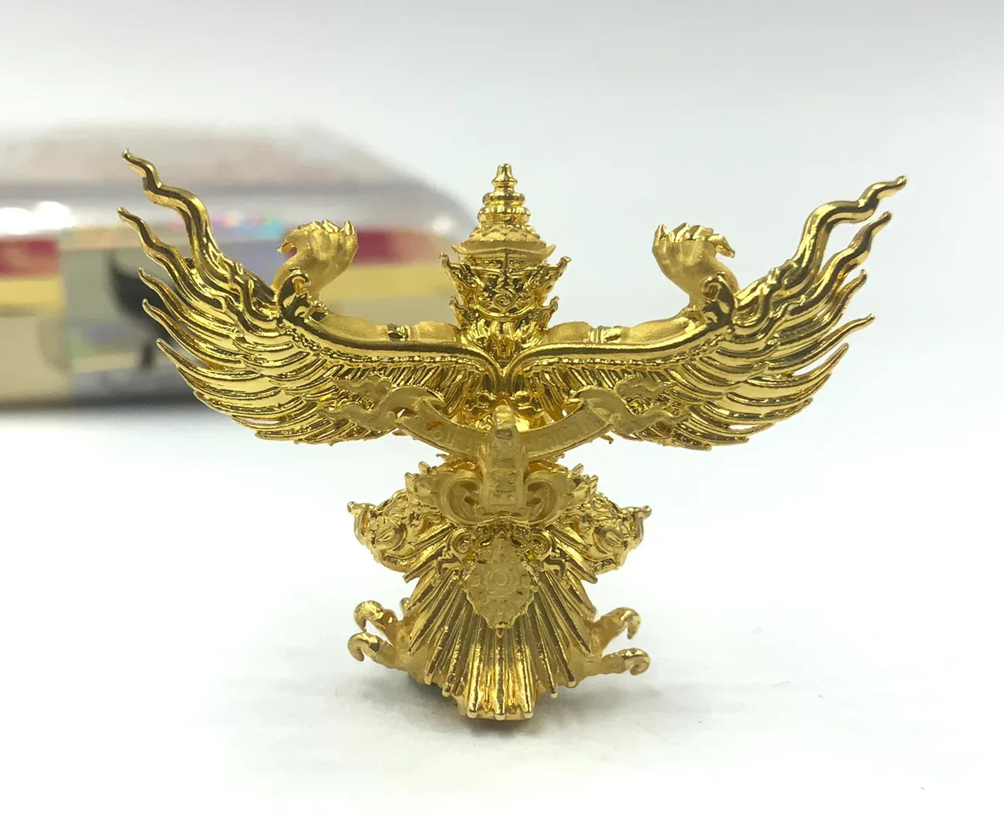 🦅 Phaya Garuda "100 Years Millionaire" Amulet: Small Mold (2.5cm) – Luang Phor Phat (Wat Huay Duan) – Double Consecrated for Wealth & Power