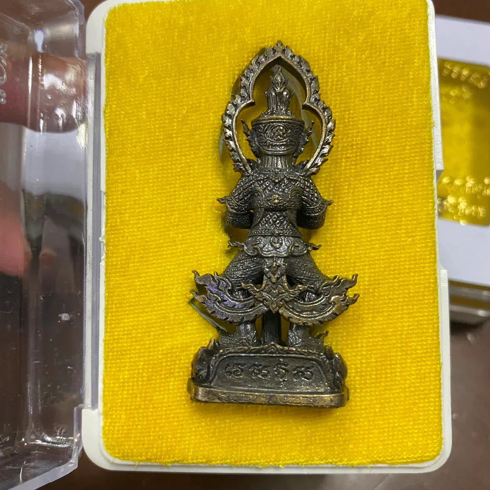 🪙 Tao Wessuwan “Treasure Vault Guardian” – Blackened Copper Wealth & Protection Amulet by Luang Pho Whan, Taphan Hin, Phichit (B.E. 2560)