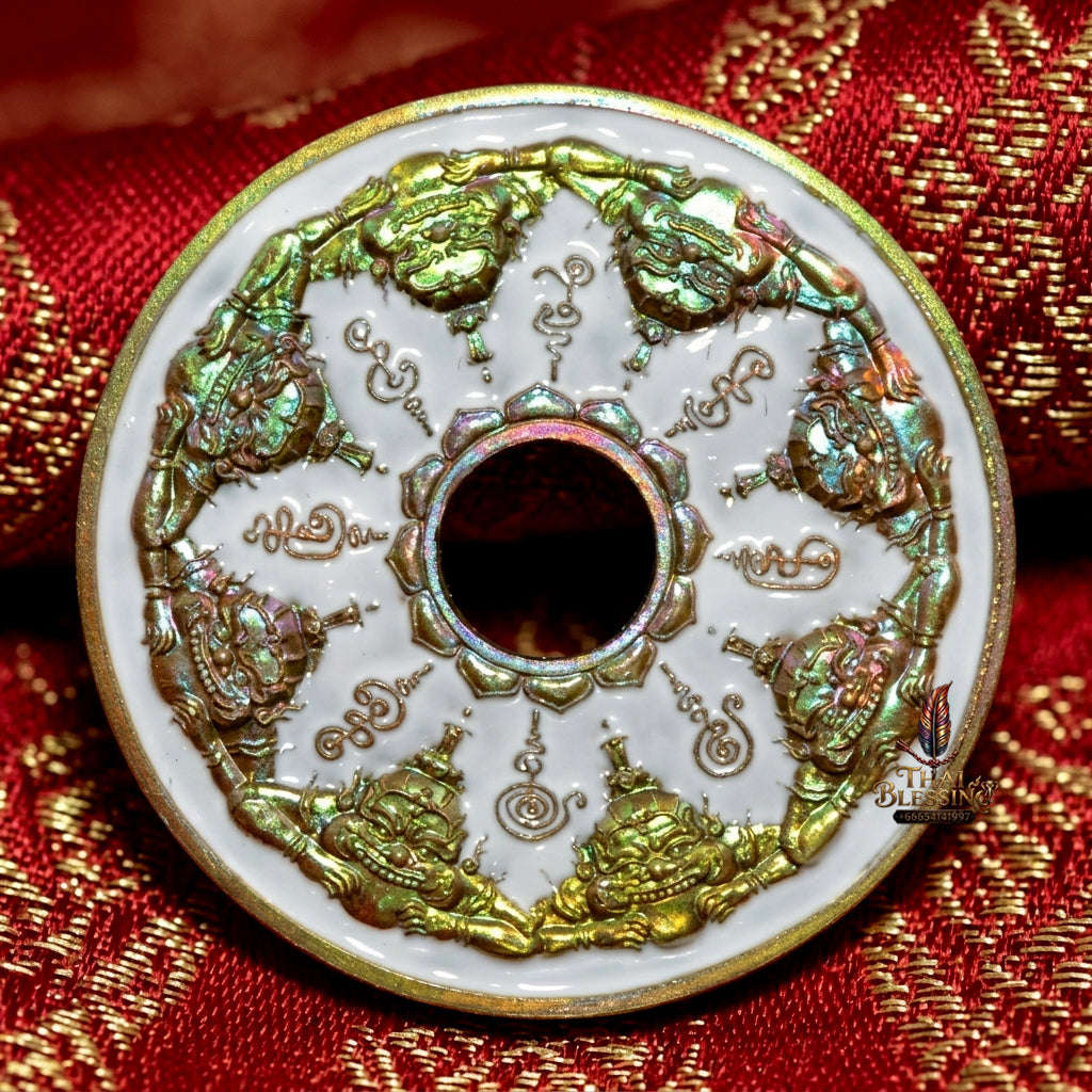 ✨ [Fate-Stabilizer] Sacred Phra Rahu "Wealth-Magnet" Satta-Loha White Enamel Coin – Master-Blessed by Phra Achan Prasut, Wat Nai Tao (Exclusive 2026 Success Token) Thai Blessing Co By RURUECHA