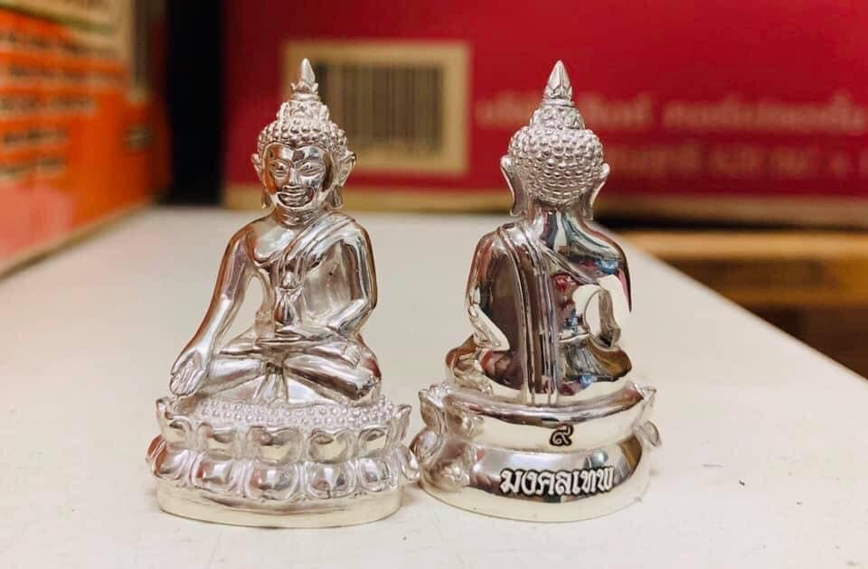 🪙 “Mongkhon Thep ‘Beyond‑Fate Wealth’ Phra Kring – Blessings, Fortune & Protection Buddha by Luang Pho Thep Khemathevo, Wat Mongkhon Punyaram (Thailand)
