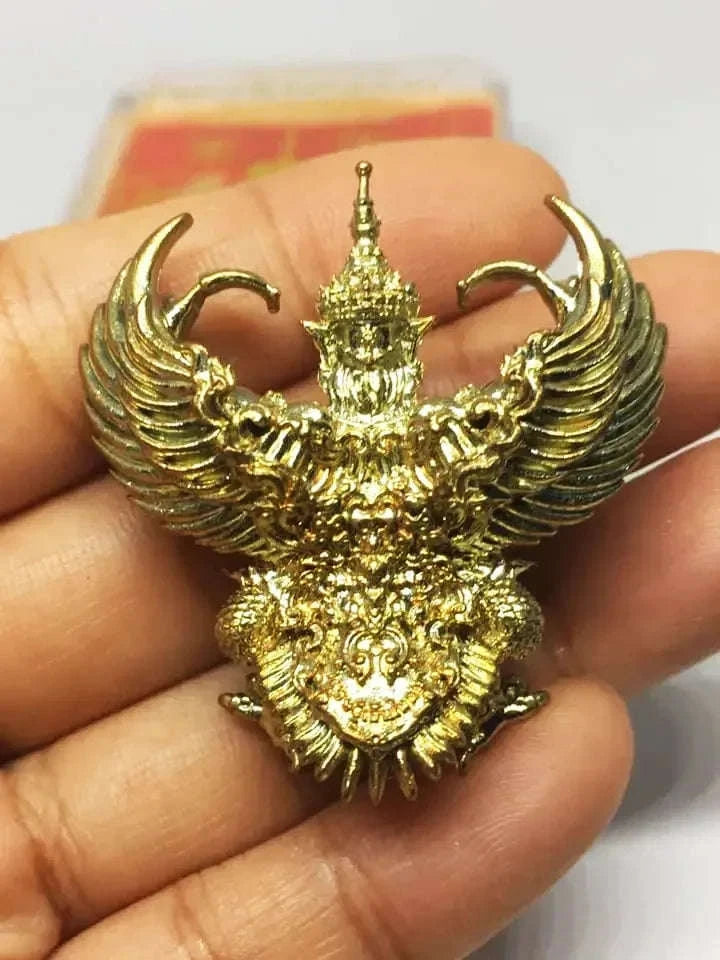 🪙 “Flowing‑Wealth Garuda Tycoon Crest – Large Prosperity & Protection Guardian from Wat Phra Mahathat, Ban Chiang Golden Alloy”