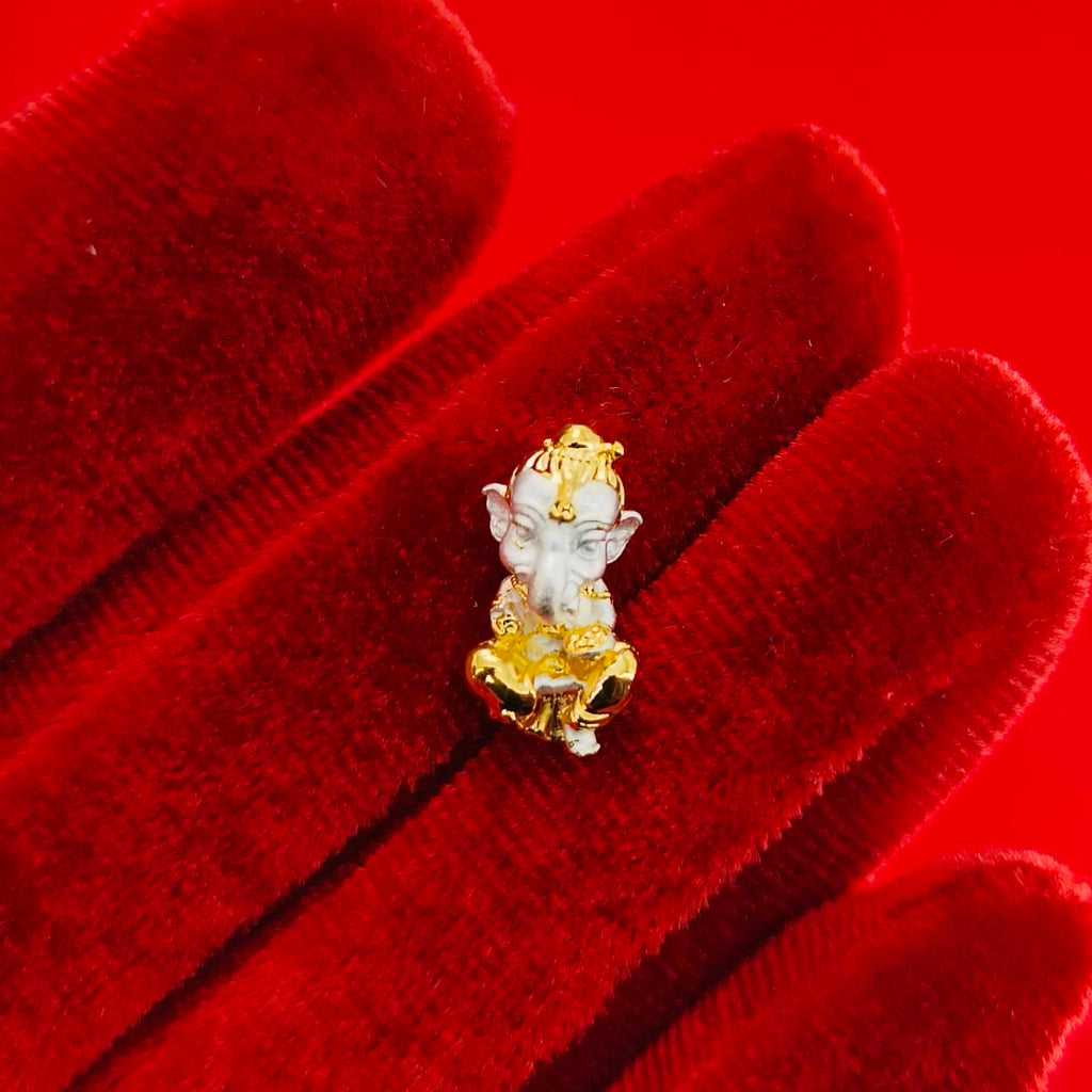 Ganesha Amulet for Success and Enhanced Creativity - Transform Your Life Today