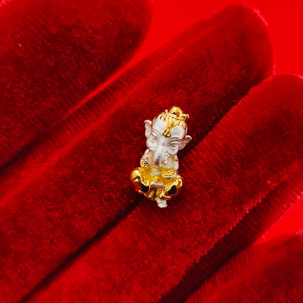 Ganesha Amulet for Success and Enhanced Creativity - Transform Your Life Today