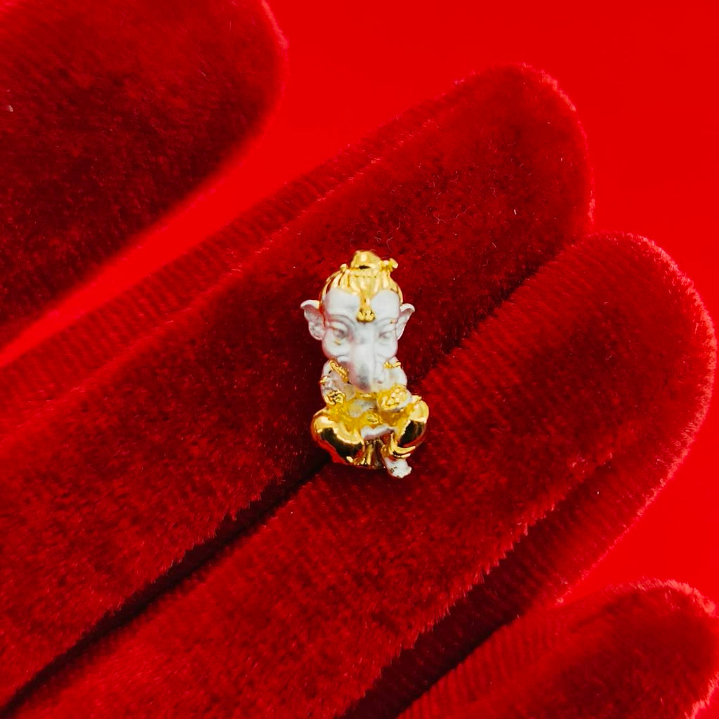 Ganesha Amulet for Success and Enhanced Creativity - Transform Your Life Today