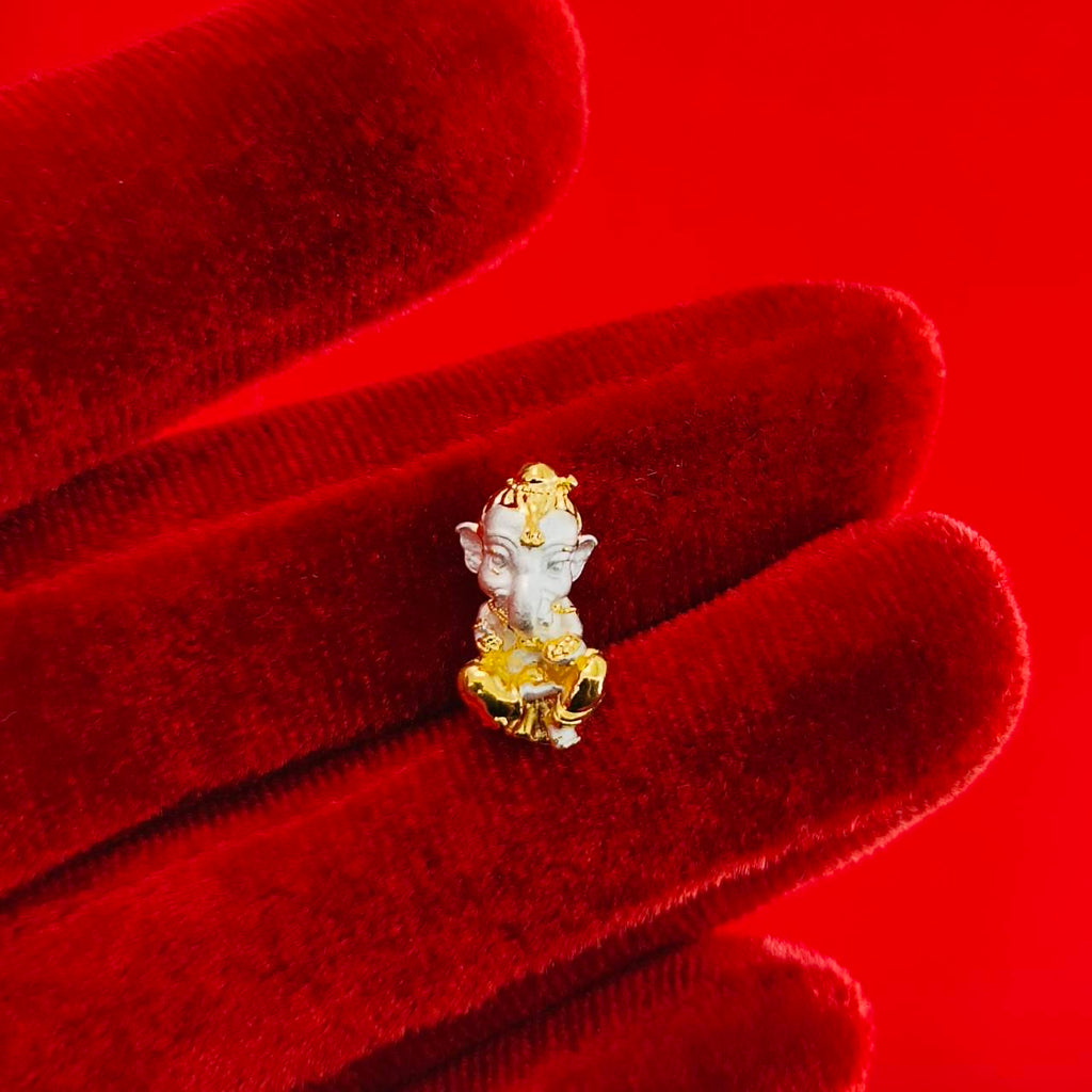 Ganesha Amulet for Success and Enhanced Creativity - Transform Your Life Today