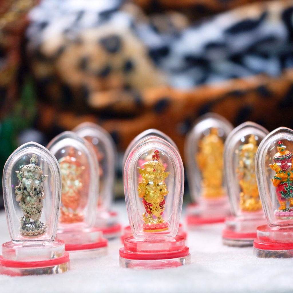 Ganesha Amulet for Wealth Premium Thai Charm ร้านค้าของฉัน Pink gold plated bronze 2k pink-silver plating Gold plated bronze 2k pink-silver plating-Gold plated bronze-Pink gold plated bronze-Yellow enamel bronze-Gold plated red pants-Samrit 2k Pink-Gold-