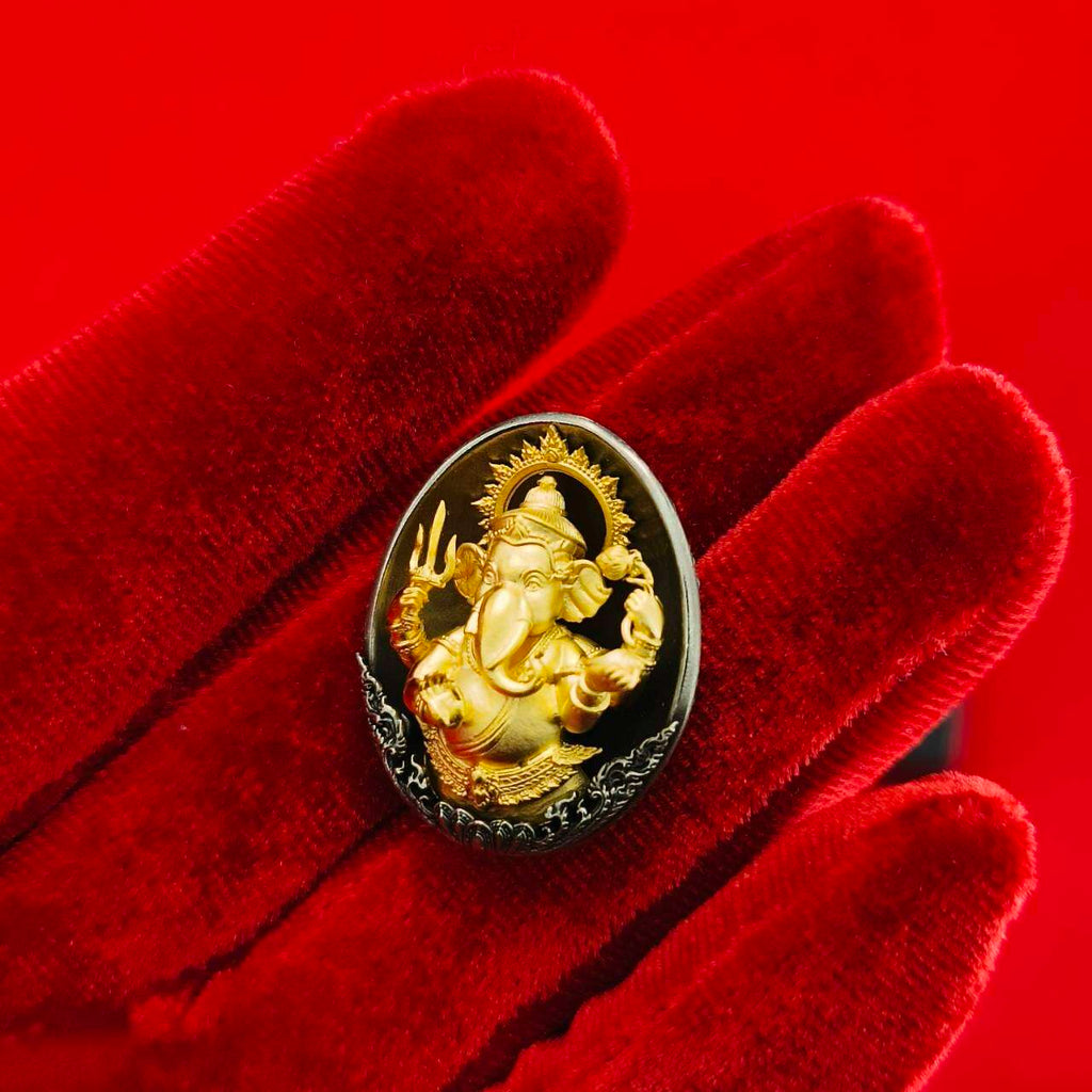 Ganesha Kanapathi Amulet from Luang Pu Yoon, Wat Nong Pa Mak - Blessed Protection