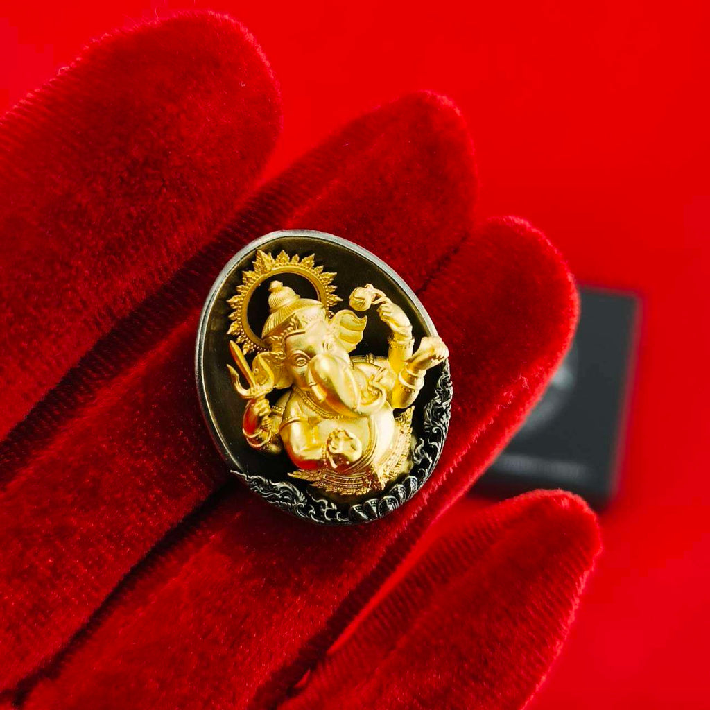 Ganesha Kanapathi Amulet from Luang Pu Yoon, Wat Nong Pa Mak - Blessed Protection