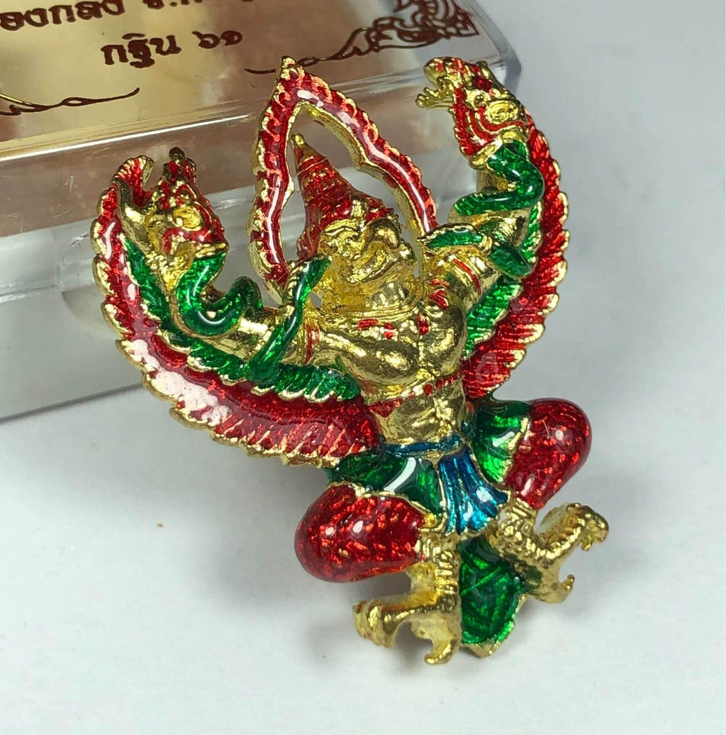Golden Garuda Amulet Thai Charm Phaya Krut Kum Thap Maha Setthi for Prosperity