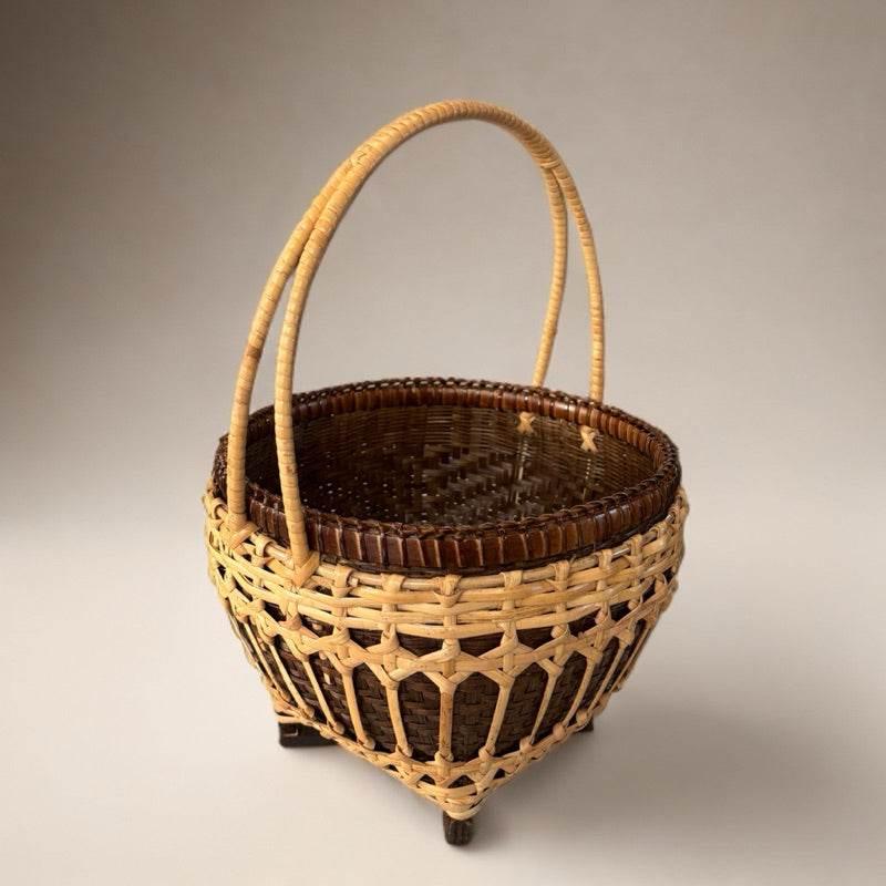 Handmade Bamboo Fruit Basket - Eco-Friendly Lanna Souvenirs กระเช้ากลมล้อมหวาย